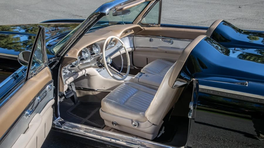 1962 Ford Thunderbird 3rd Gen - Image 4 of 31