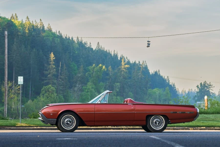 1962 Ford Thunderbird 3rd Gen - Image 2 of 31