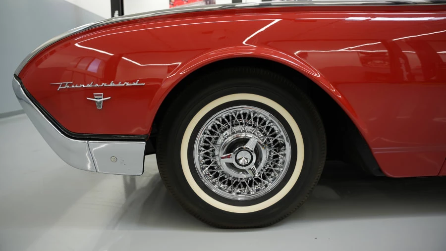 1962 Ford Thunderbird 3rd Gen - Image 11 of 31