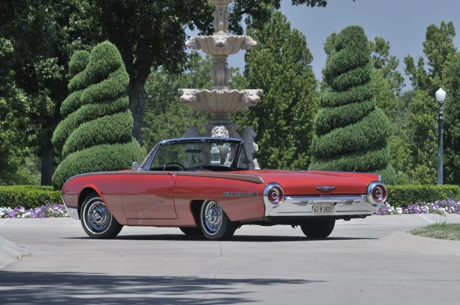 1962 Ford Thunderbird 3rd Gen - Image 2 of 9