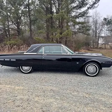 1962 Ford Thunderbird Landau