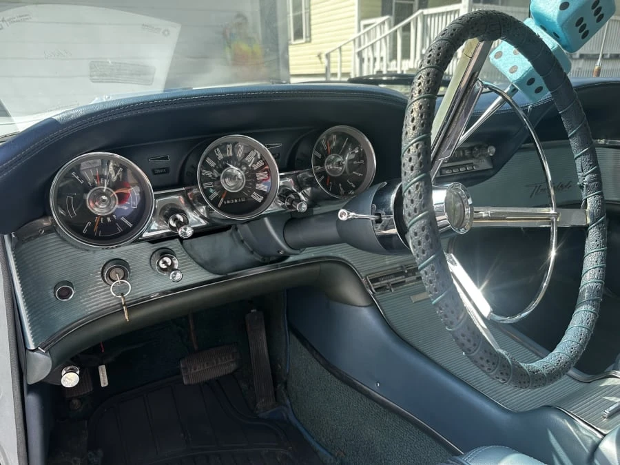 1962 Ford Thunderbird 3rd Gen - Image 11 of 13