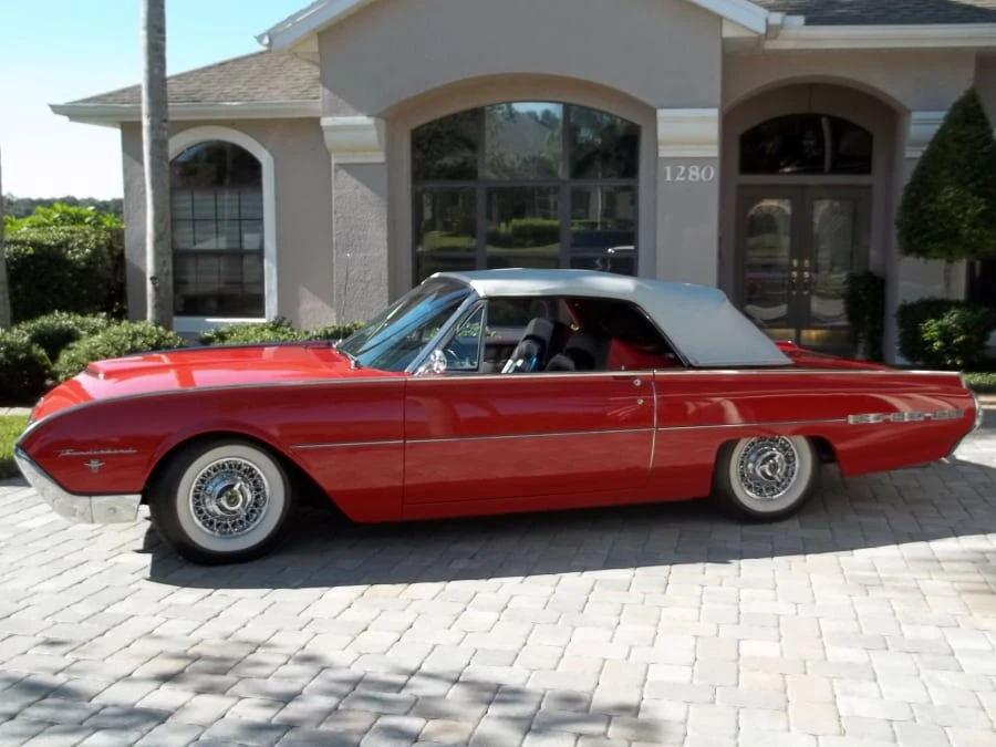 1962 Ford Thunderbird 3rd Gen - Image 5 of 6