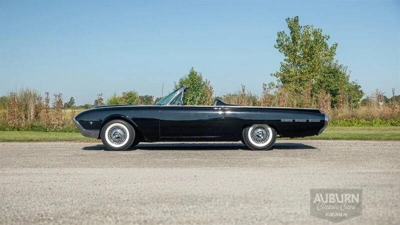 1962 Ford Thunderbird 3rd Gen - Image 2 of 21