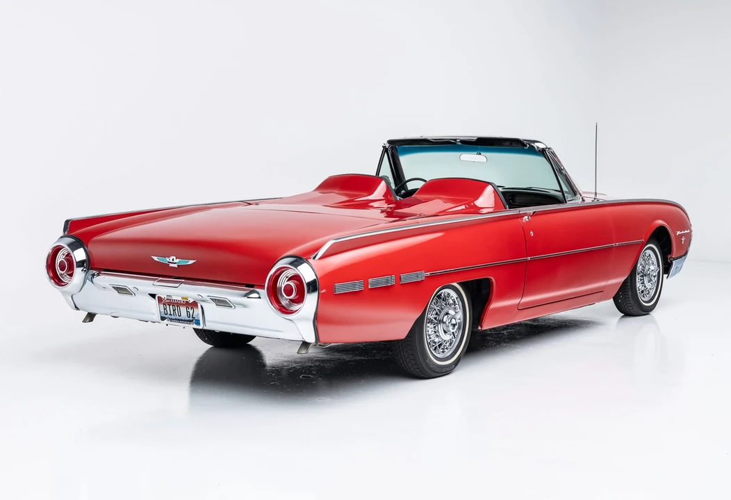 1962 Ford Thunderbird 3rd Gen - Image 13 of 31