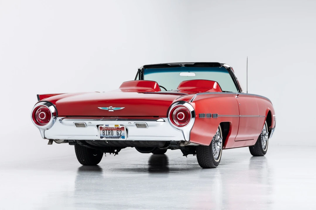1962 Ford Thunderbird 3rd Gen - Image 16 of 31