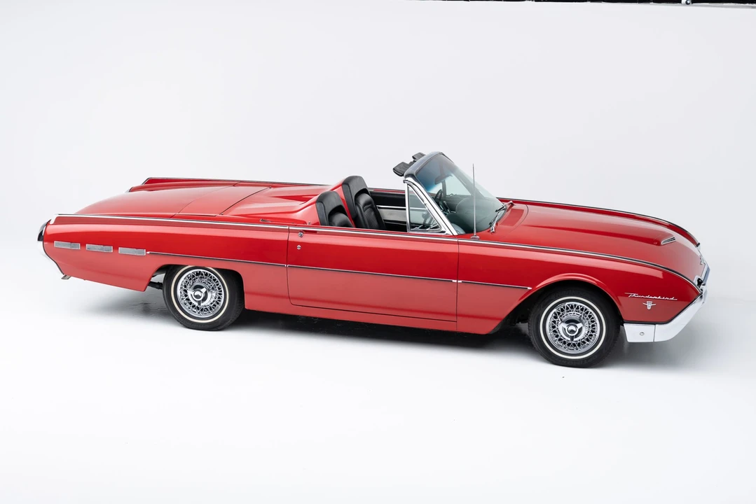 1962 Ford Thunderbird 3rd Gen - Image 9 of 31