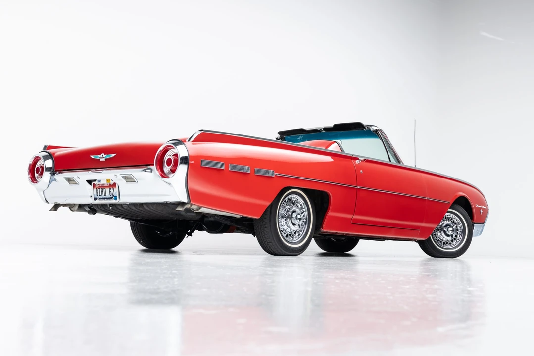 1962 Ford Thunderbird 3rd Gen - Image 15 of 31