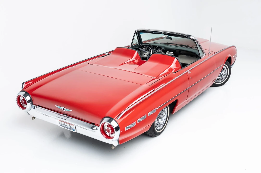 1962 Ford Thunderbird 3rd Gen - Image 14 of 31