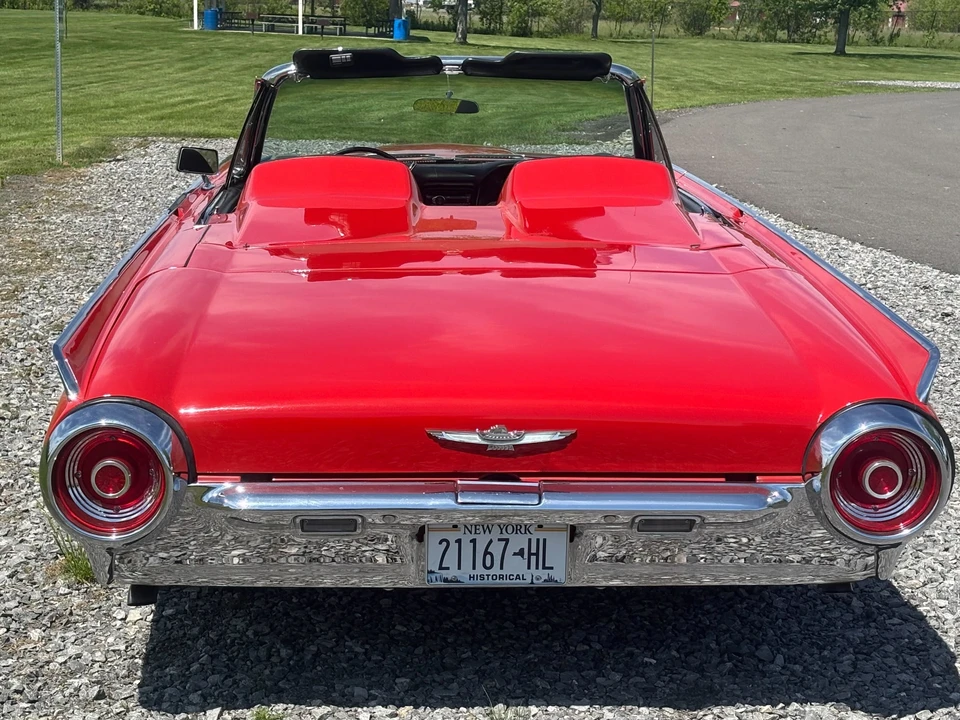 1962 Ford Thunderbird 3rd Gen - Image 12 of 31