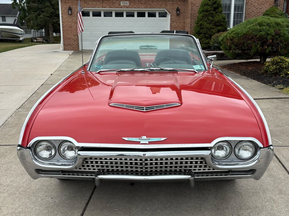 1962 Ford Thunderbird 3rd Gen - Image 4 of 31