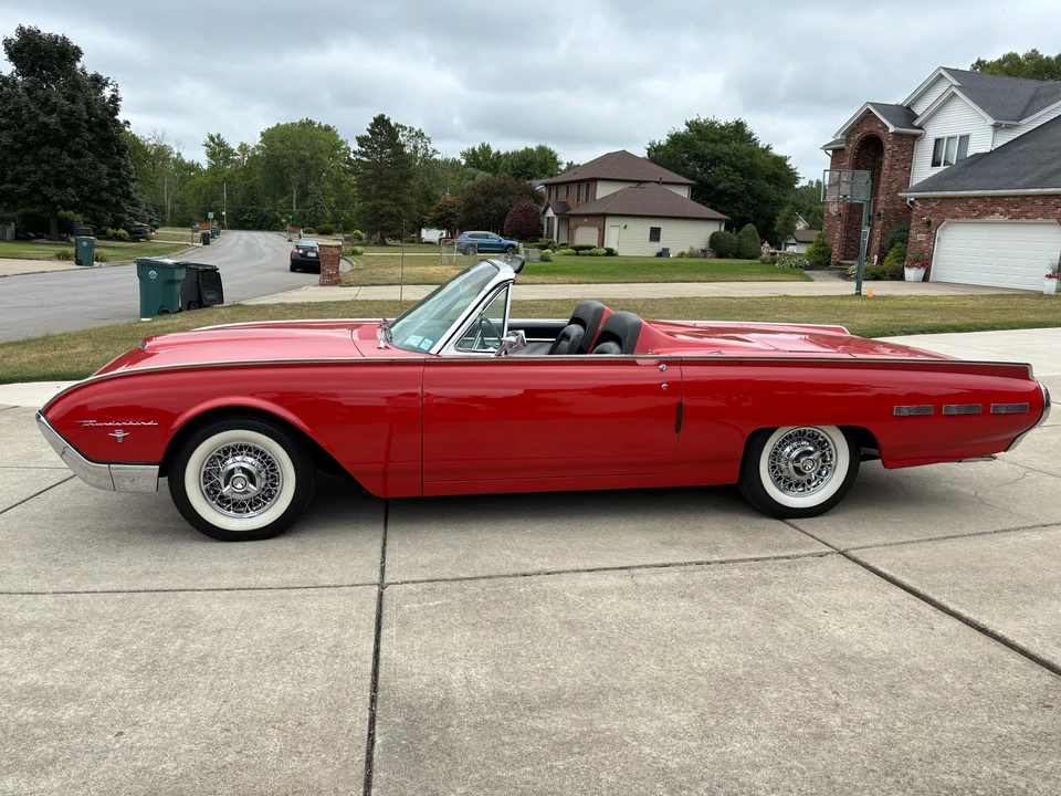 1962 Ford Thunderbird 3rd Gen - Image 9 of 31