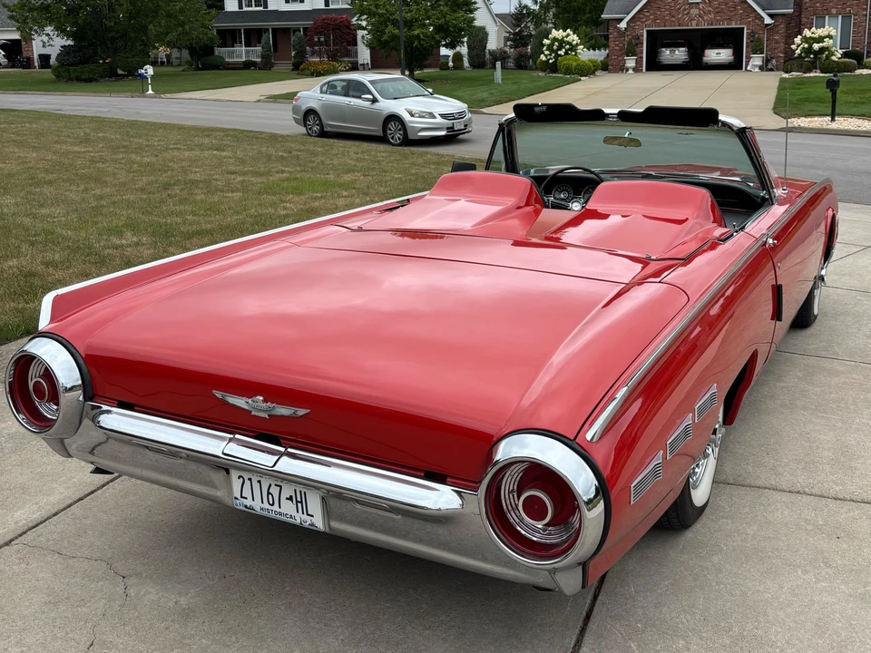 1962 Ford Thunderbird 3rd Gen - Image 16 of 31