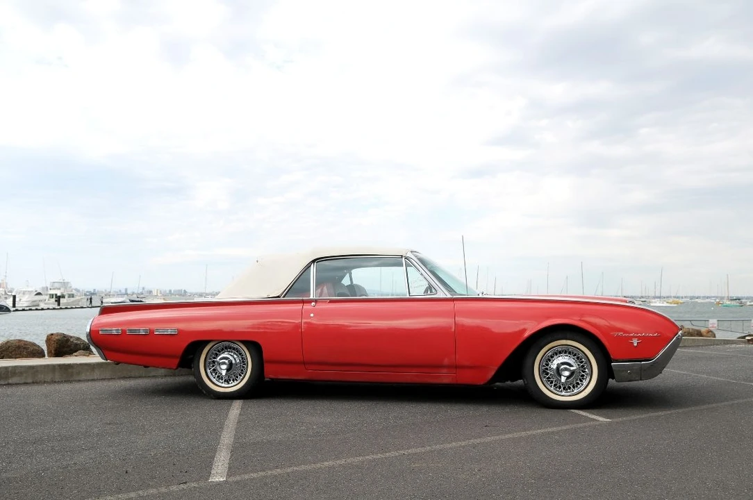 1962 Ford Thunderbird 3rd Gen - Image 3 of 11
