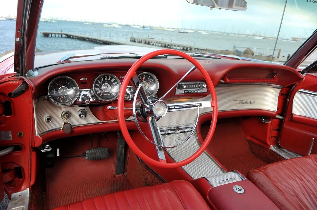 1962 Ford Thunderbird 3rd Gen - Image 6 of 11