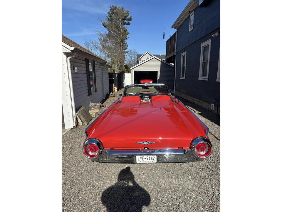 1962 Ford Thunderbird 3rd Gen - Image 2 of 5