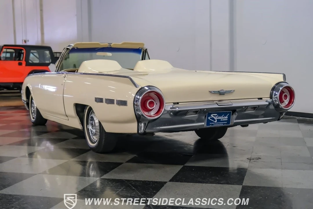 1962 Ford Thunderbird 3rd Gen - Image 10 of 21