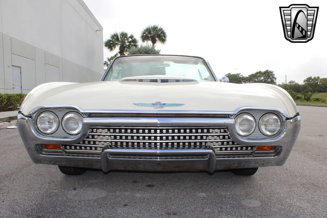 1962 Ford Thunderbird 3rd Gen - Image 8 of 12