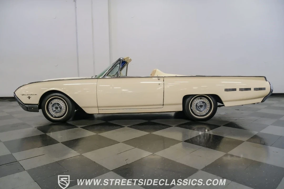 1962 Ford Thunderbird 3rd Gen - Image 7 of 21