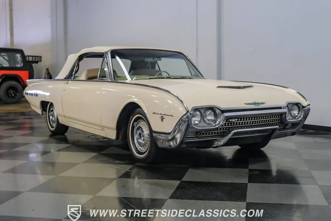 1962 Ford Thunderbird 3rd Gen - Image 17 of 21
