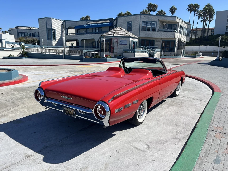 1962 Ford Thunderbird 3rd Gen - Image 7 of 31