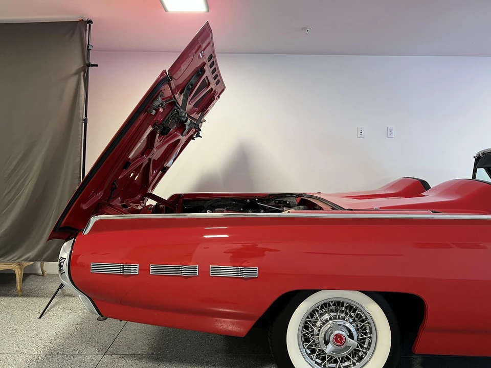 1962 Ford Thunderbird 3rd Gen - Image 25 of 31
