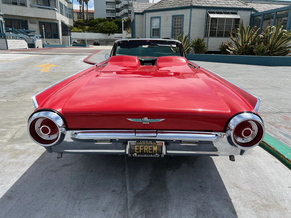1962 Ford Thunderbird 3rd Gen - Image 9 of 31