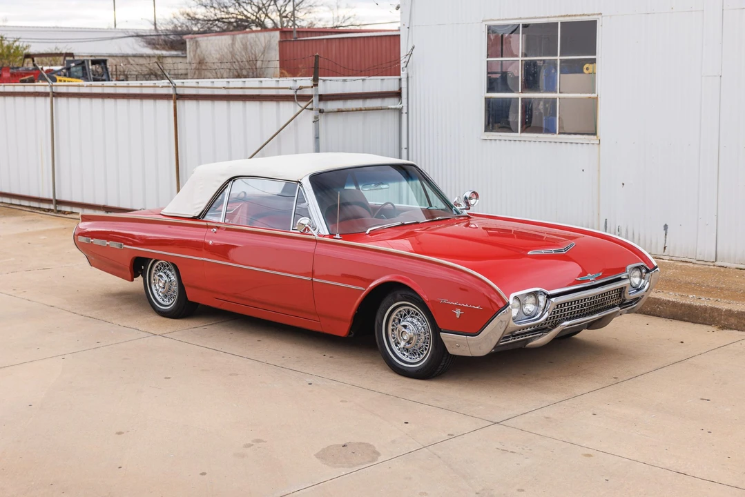 1962 Ford Thunderbird 3rd Gen - Image 29 of 31