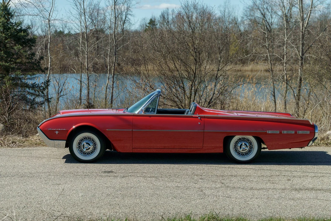 1962 Ford Thunderbird 3rd Gen - Image 4 of 31