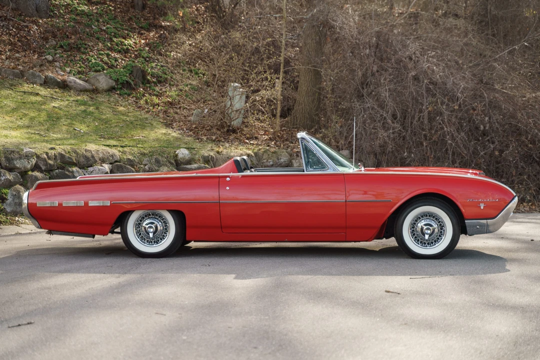 1962 Ford Thunderbird 3rd Gen - Image 12 of 31