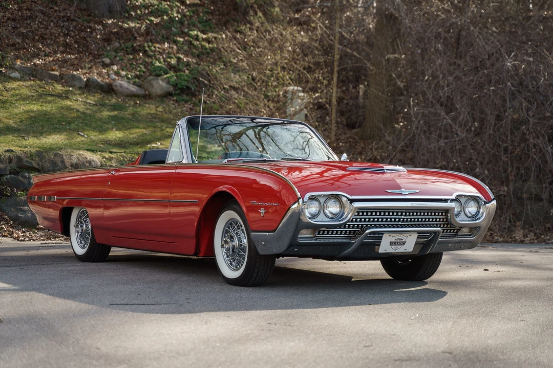 1962 Ford Thunderbird 3rd Gen - Image 14 of 31