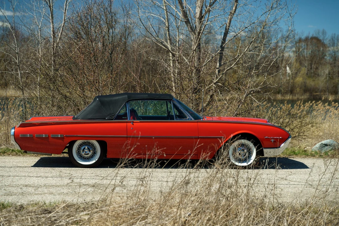 1962 Ford Thunderbird 3rd Gen - Image 28 of 31