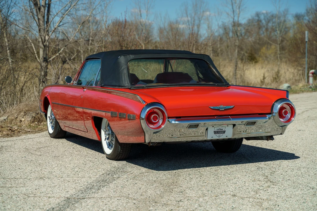 1962 Ford Thunderbird 3rd Gen - Image 23 of 31