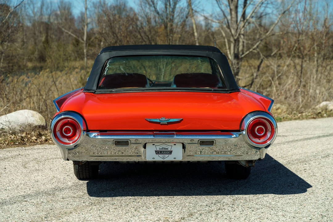 1962 Ford Thunderbird 3rd Gen - Image 24 of 31