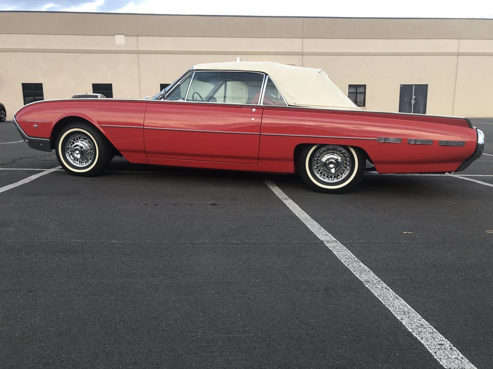 1962 Ford Thunderbird 3rd Gen - Image 16 of 31