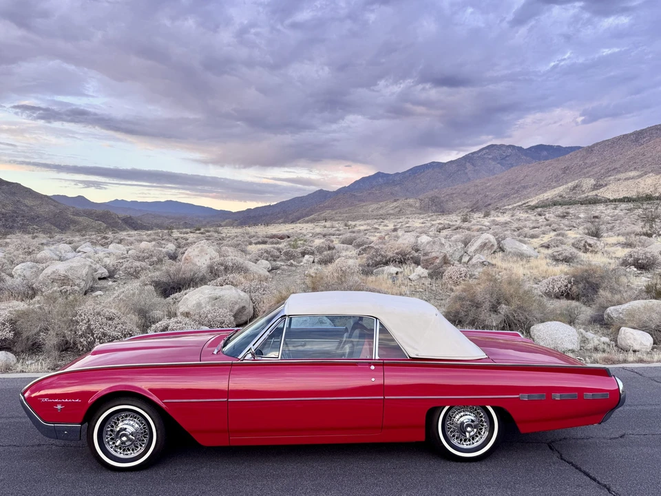 1962 Ford Thunderbird 3rd Gen - Image 9 of 31