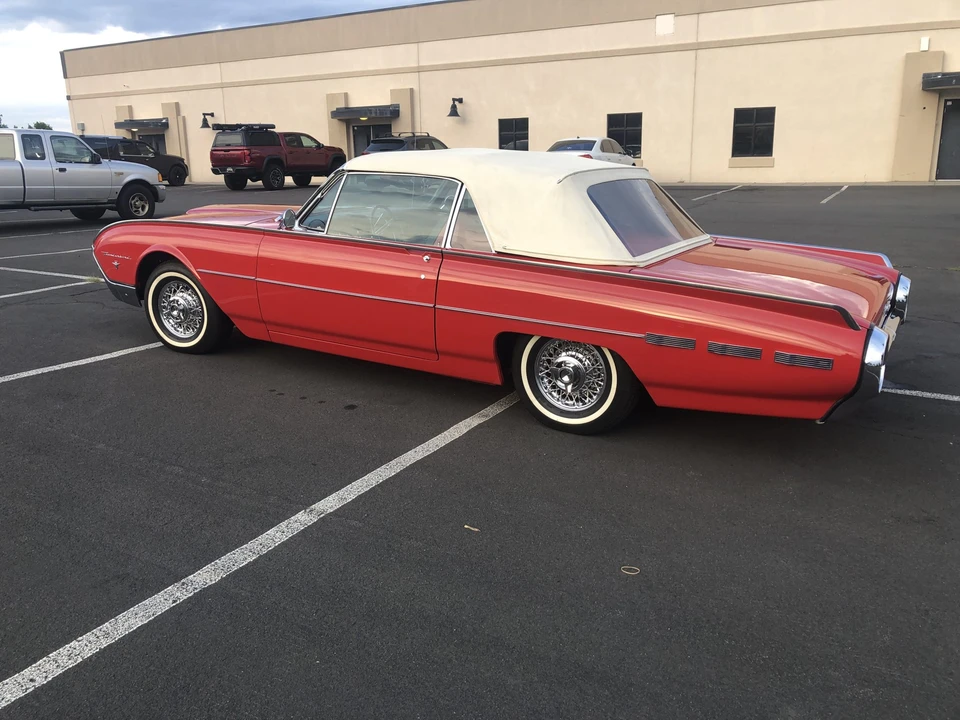1962 Ford Thunderbird 3rd Gen - Image 19 of 31
