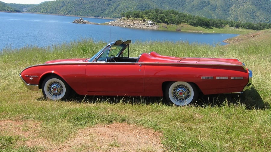 1962 Ford Thunderbird 3rd Gen - Image 2 of 12
