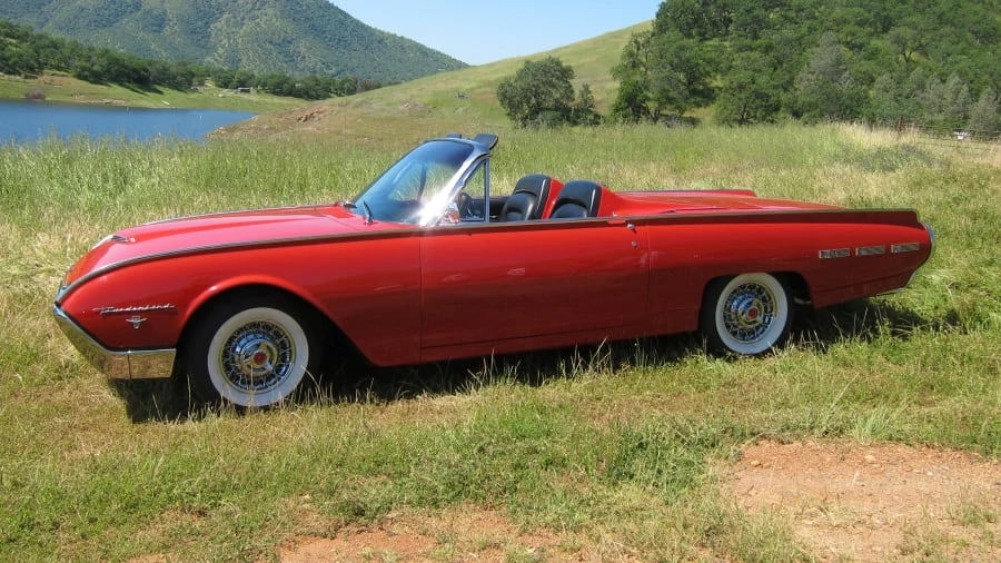 1962 Ford Thunderbird 3rd Gen - Image 11 of 12