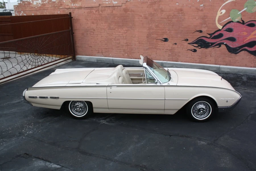 1962 Ford Thunderbird 3rd Gen - Image 2 of 29