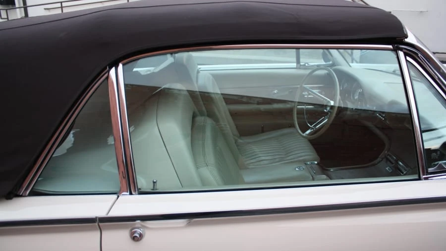 1962 Ford Thunderbird 3rd Gen - Image 21 of 29