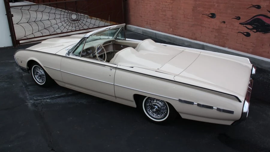 1962 Ford Thunderbird 3rd Gen - Image 25 of 29