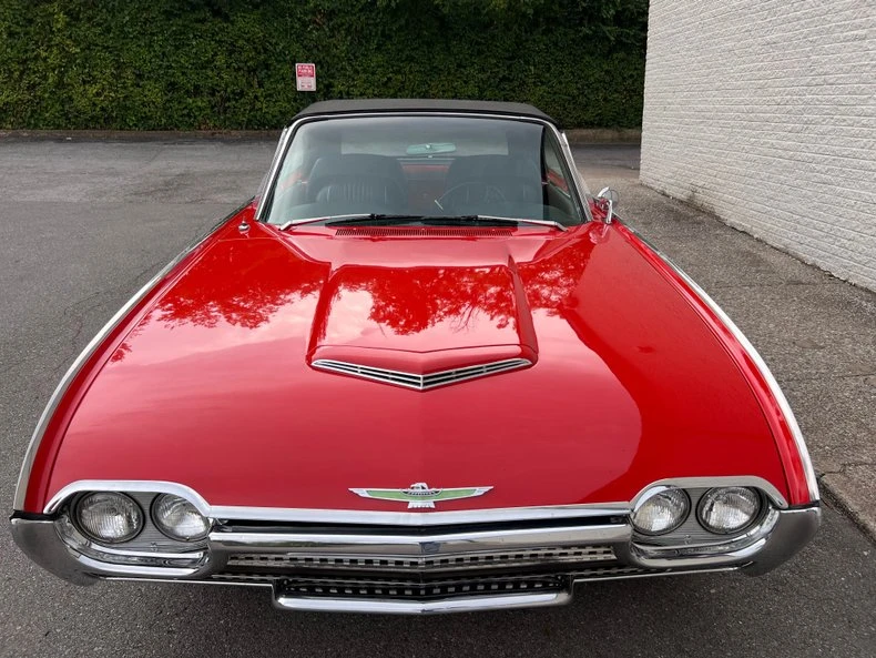 1962 Ford Thunderbird 3rd Gen - Image 17 of 31