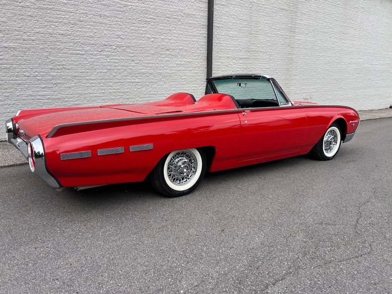 1962 Ford Thunderbird 3rd Gen - Image 7 of 31