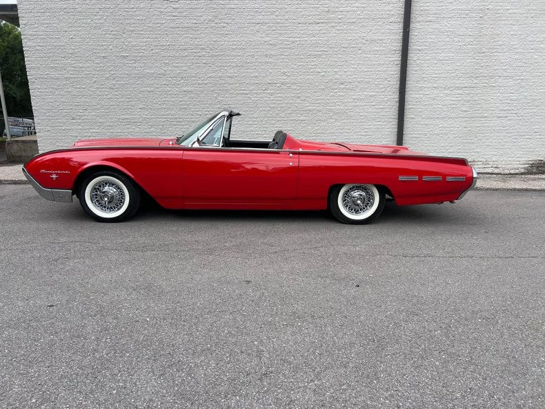 1962 Ford Thunderbird 3rd Gen - Image 3 of 31