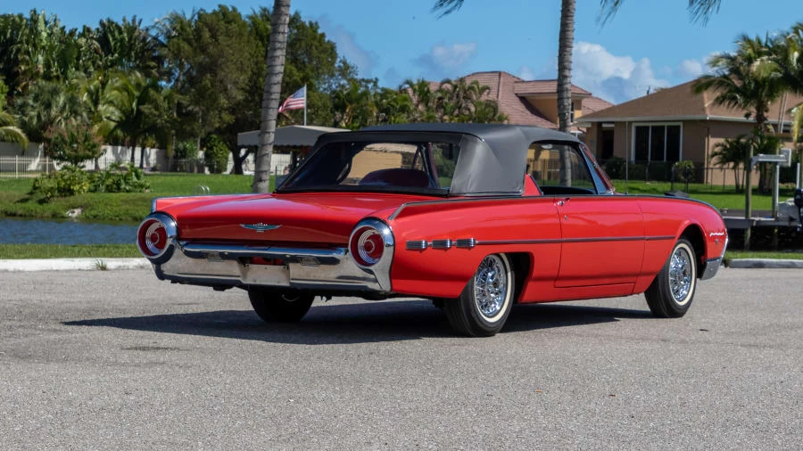 1962 Ford Thunderbird 3rd Gen - Image 13 of 31