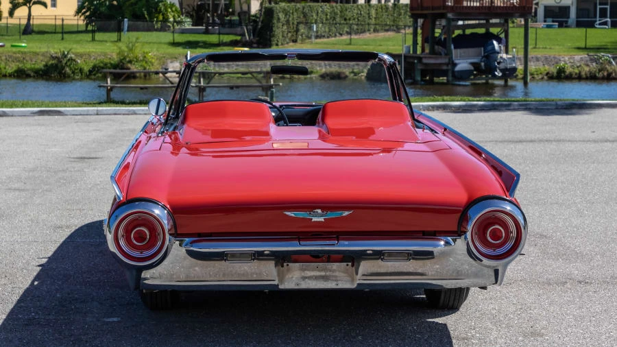 1962 Ford Thunderbird 3rd Gen - Image 19 of 31