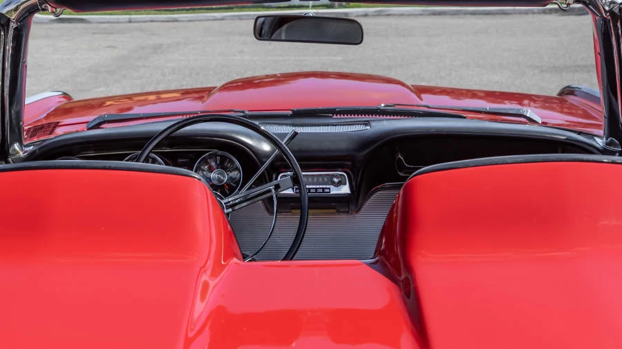 1962 Ford Thunderbird 3rd Gen - Image 25 of 31