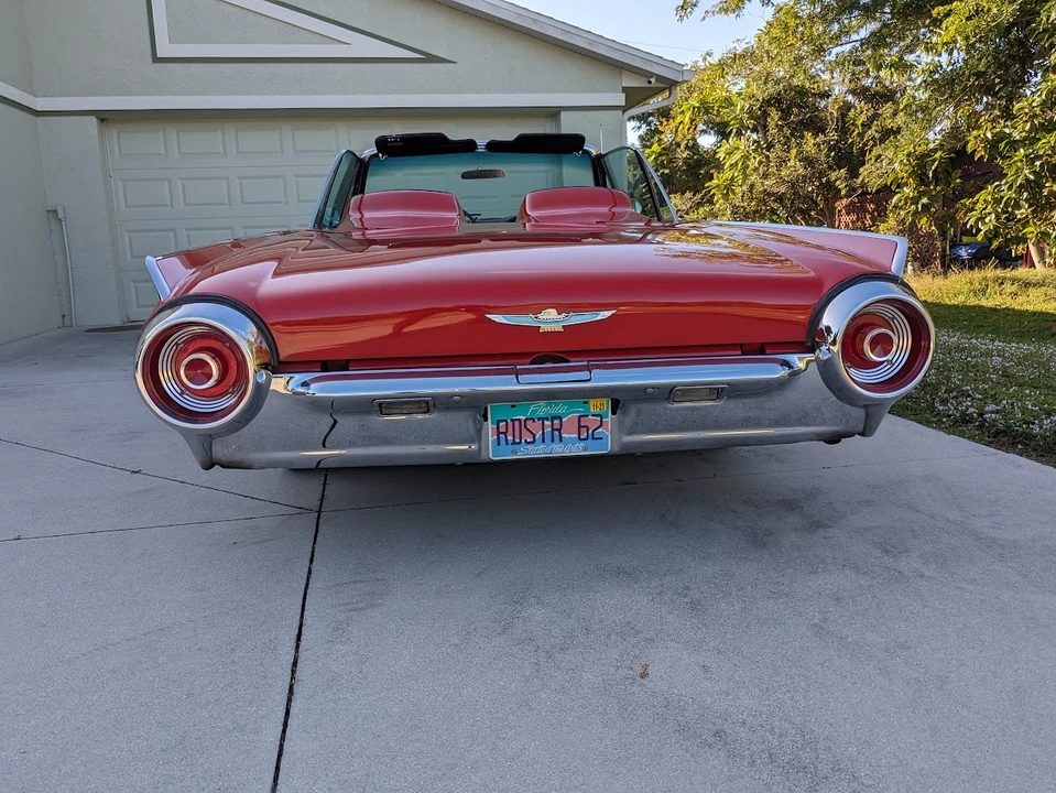 1962 Ford Thunderbird 3rd Gen - Image 13 of 31