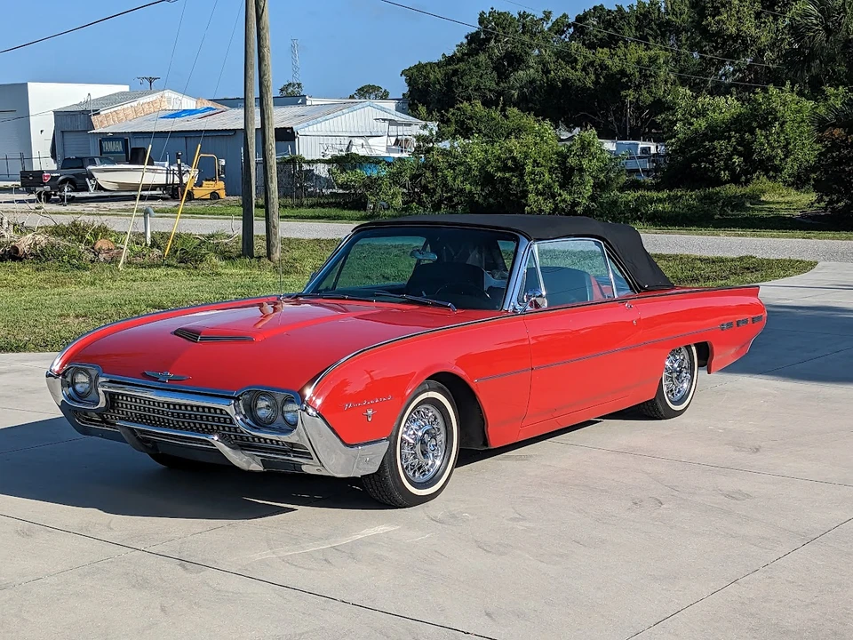 1962 Ford Thunderbird 3rd Gen - Image 26 of 31